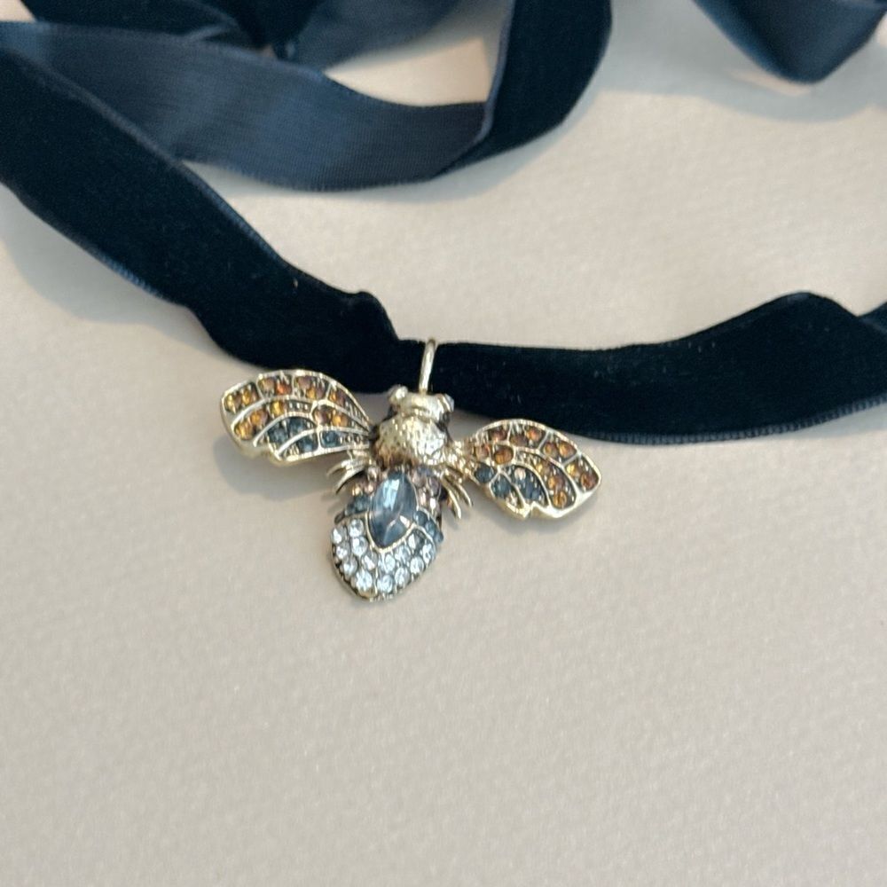 Bees necklace N1267 - Picture 3 of 4